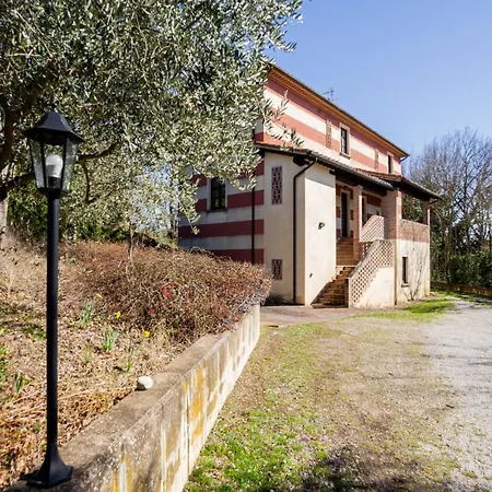 Holiday home Lovely In With Swimming Pool Citerna