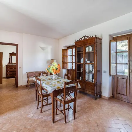 Casa vacanze Lovely In With Swimming Pool Citerna
